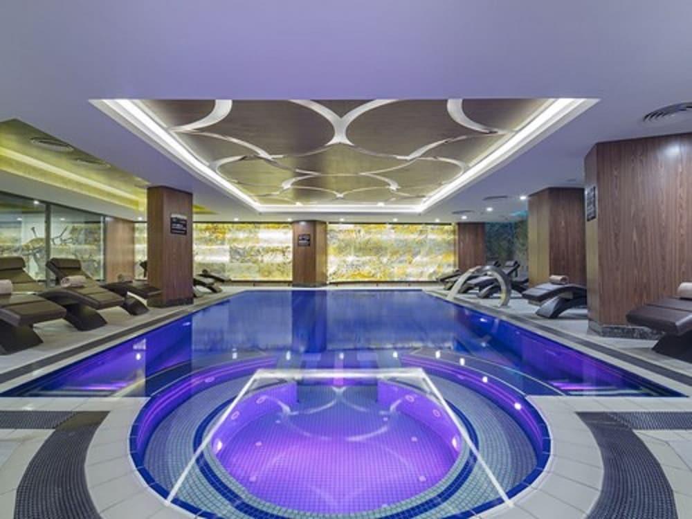 Hilton Garden Inn Yalova Yalova  Exterior foto