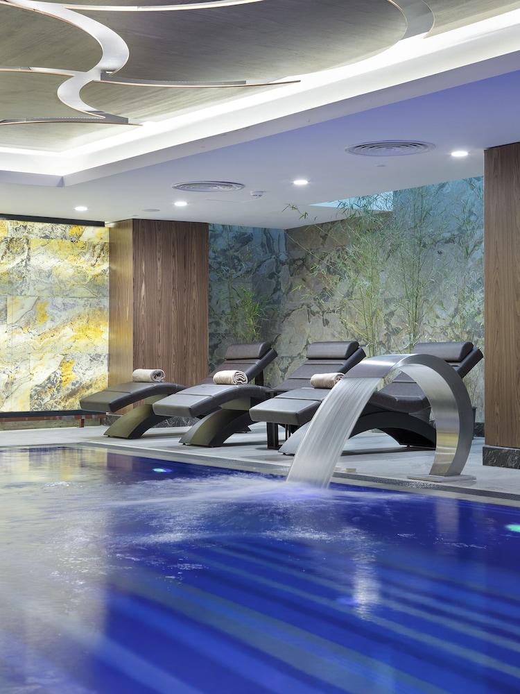 Hilton Garden Inn Yalova Yalova  Exterior foto